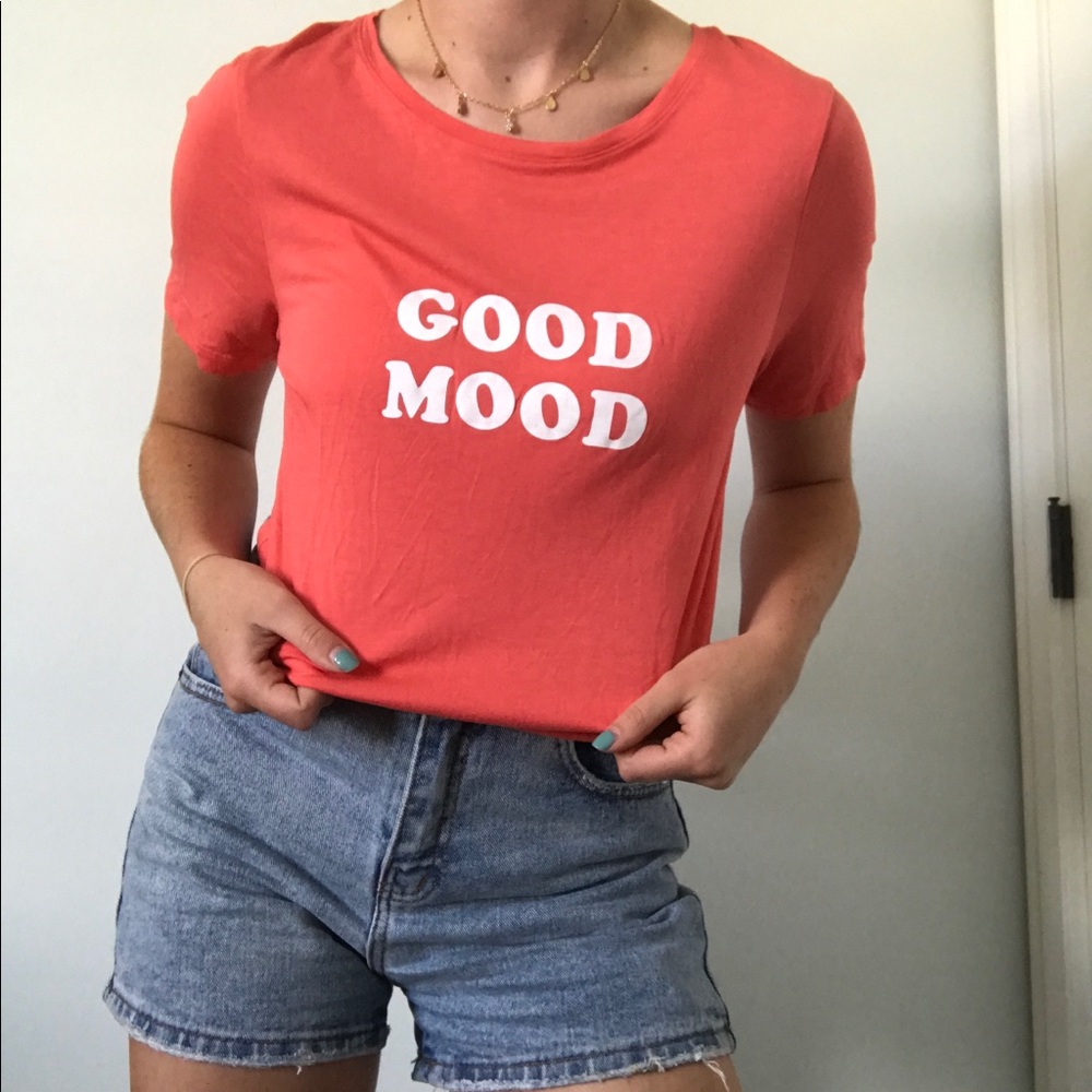 “Good Mood” Short Sleeve Coral Graphic Comfort Tee